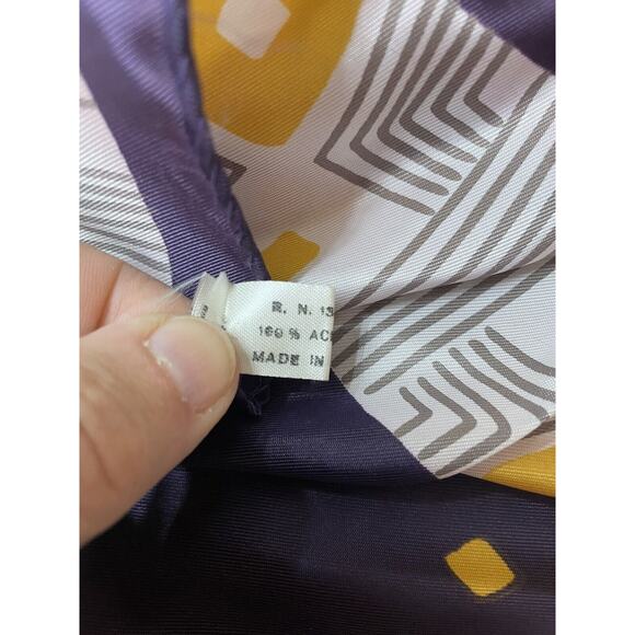 VTG. Sally Gee Scarf MCM Italian Hand Rolled Purple Yellow Geometric Retro - Picture 5 of 6